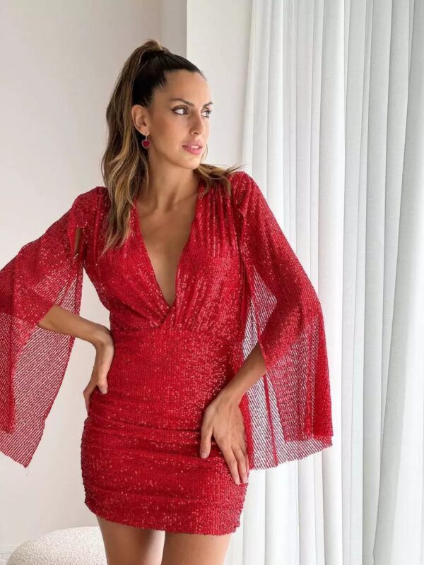 Vestido corto flor.