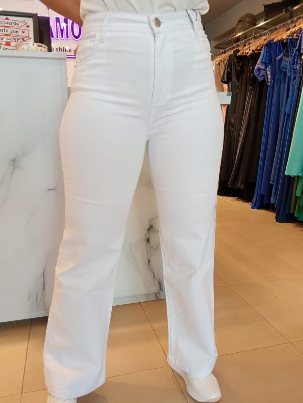 Jeans wide leg gabardina. - Imagen 4