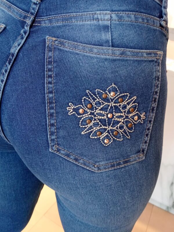 Jeans Aurelia. - Imagen 3